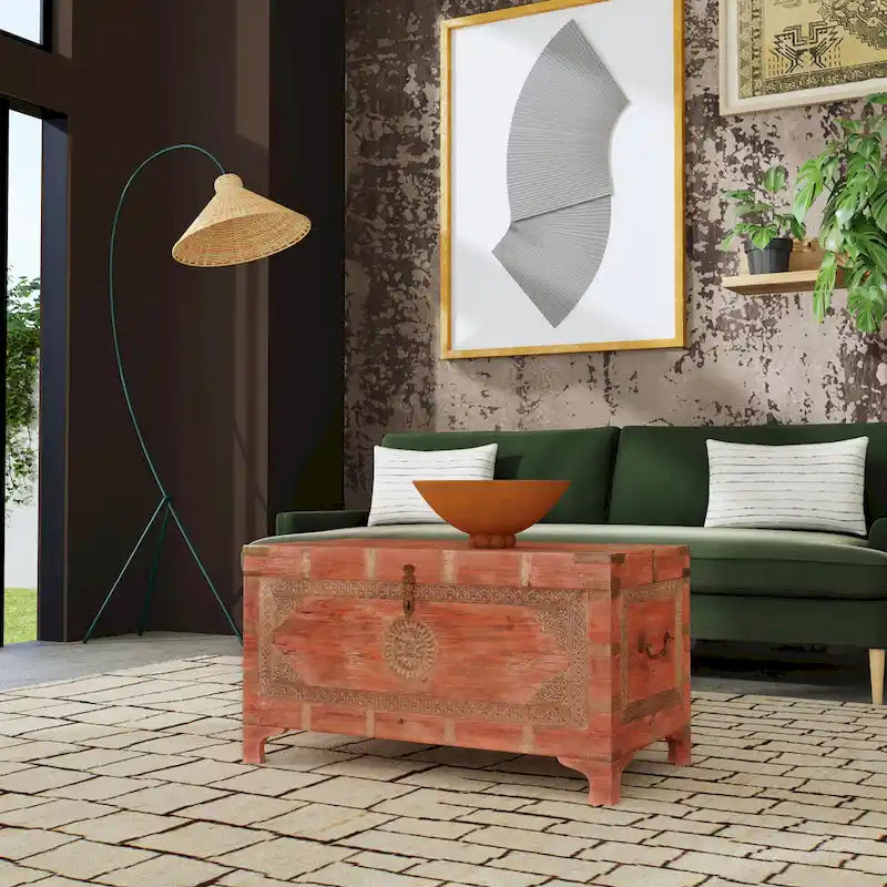 Table basse coffre de rangement avec incrustation en laiton peinte à la main