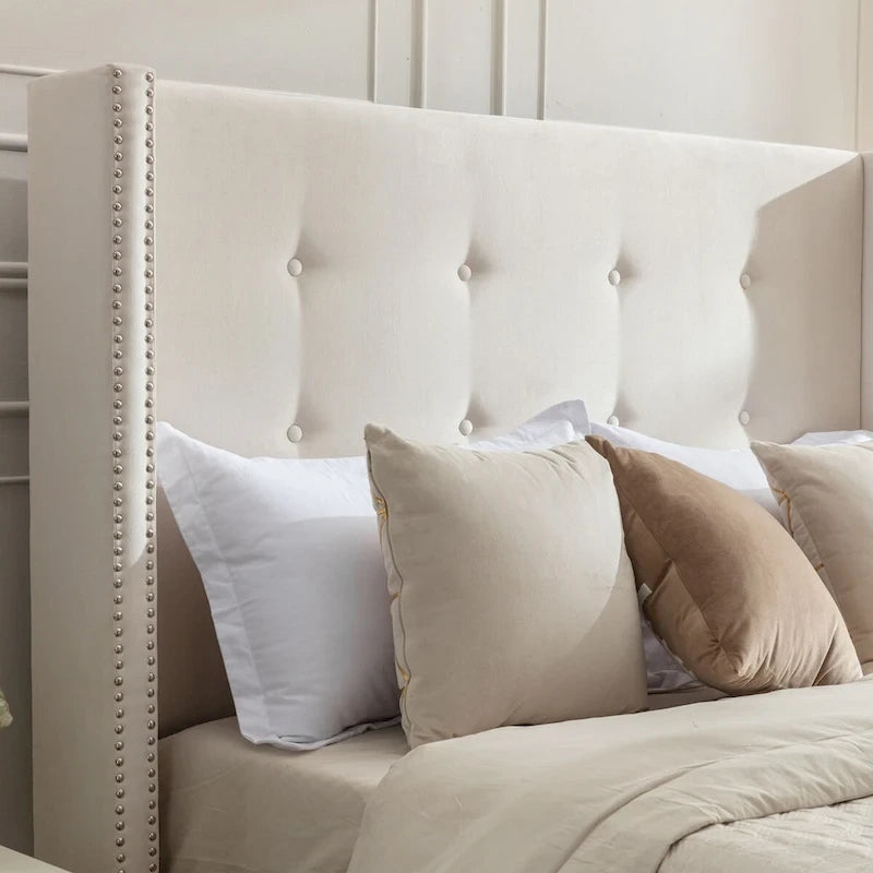Letto Queen/King imbottito con testiera alta 54" (non richiede rete a doghe)