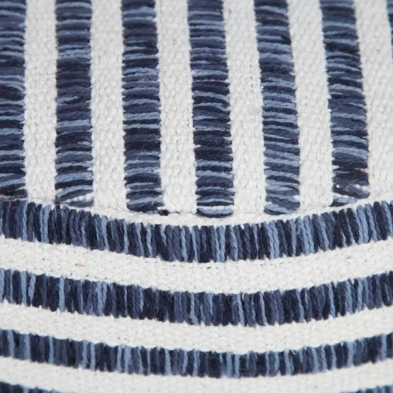 45,7 cm blauer Ottoman aus 100 % Baumwolle