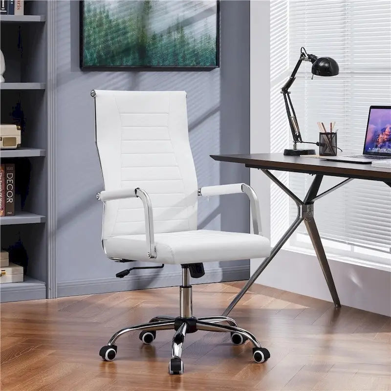Moderner Bürostuhl aus Kunstleder mit Metallgestell